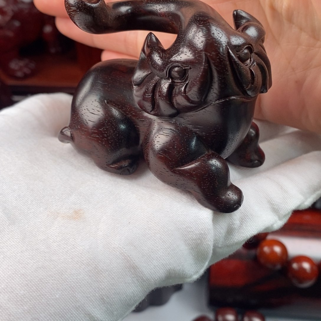 小叶紫檀其他（檀香紫檀）