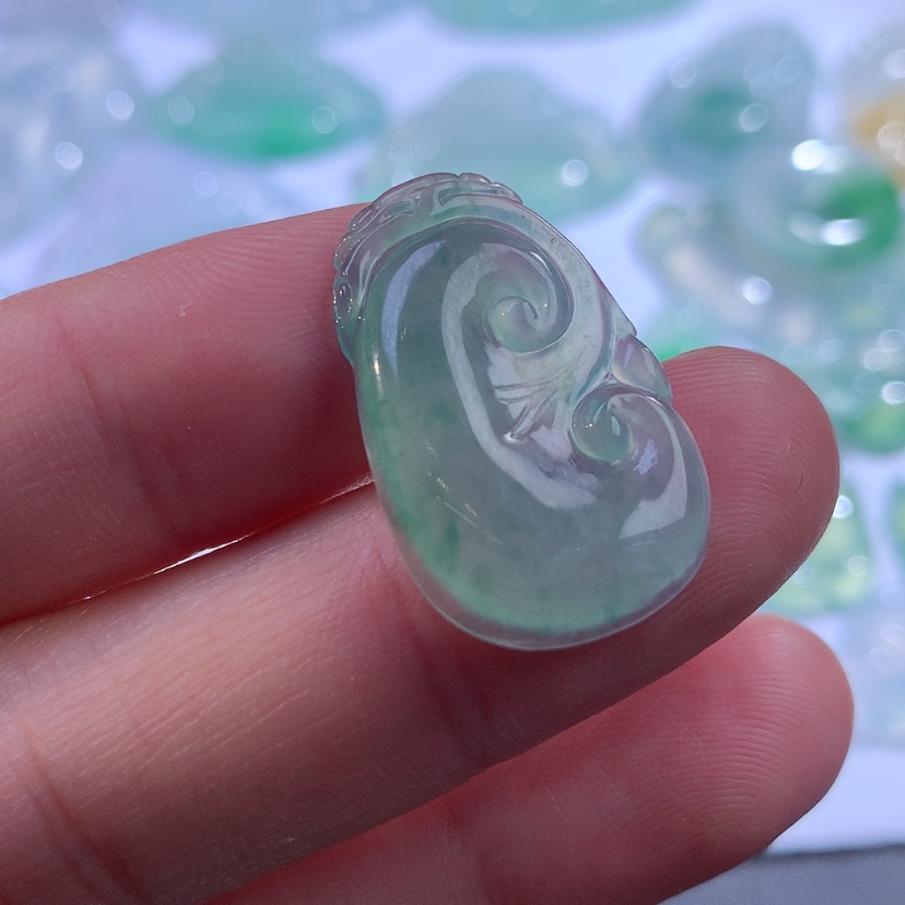 【闪购商品】翡翠颈饰未镶嵌缅甸A货翡翠