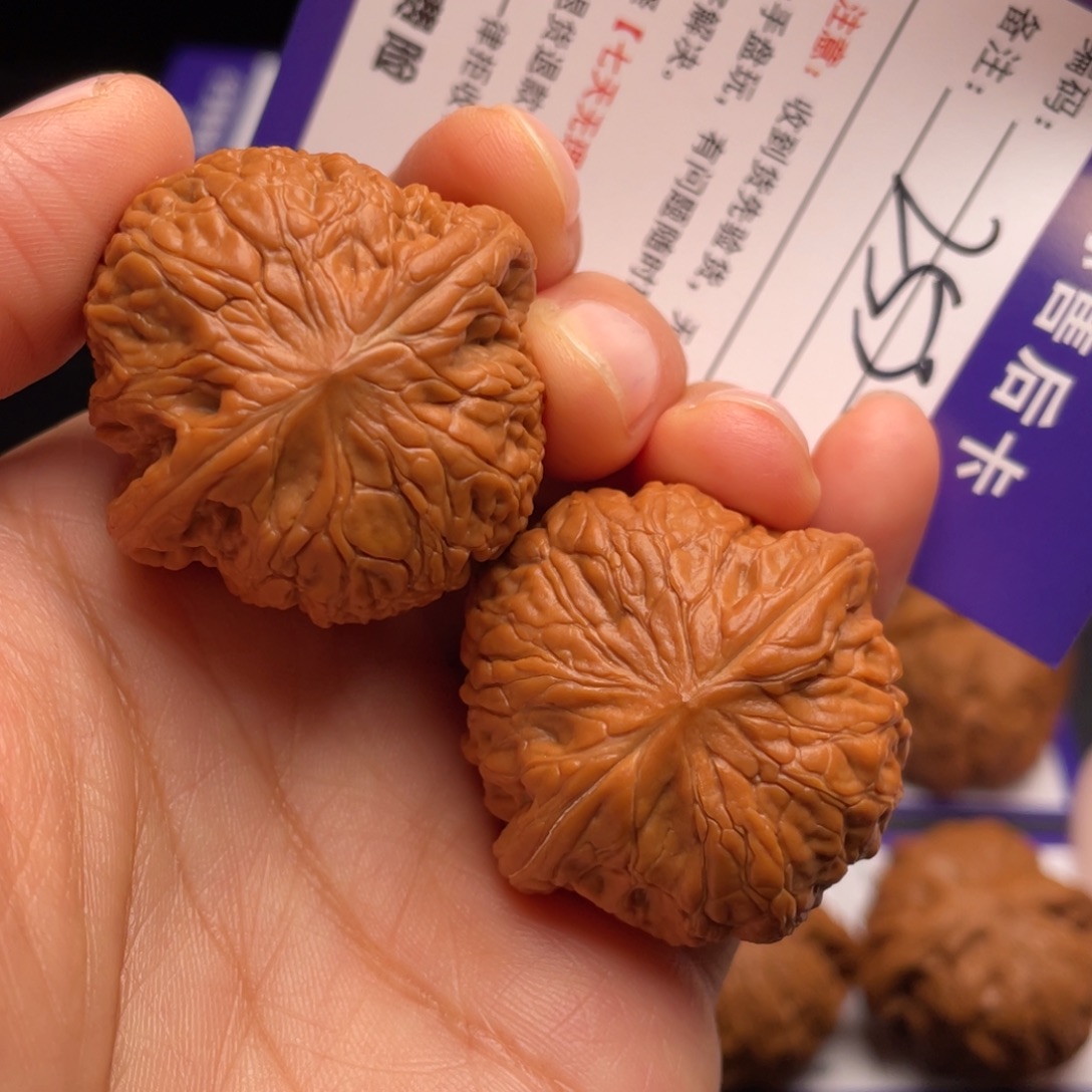 文玩核桃把件铁锤妹妹37尺