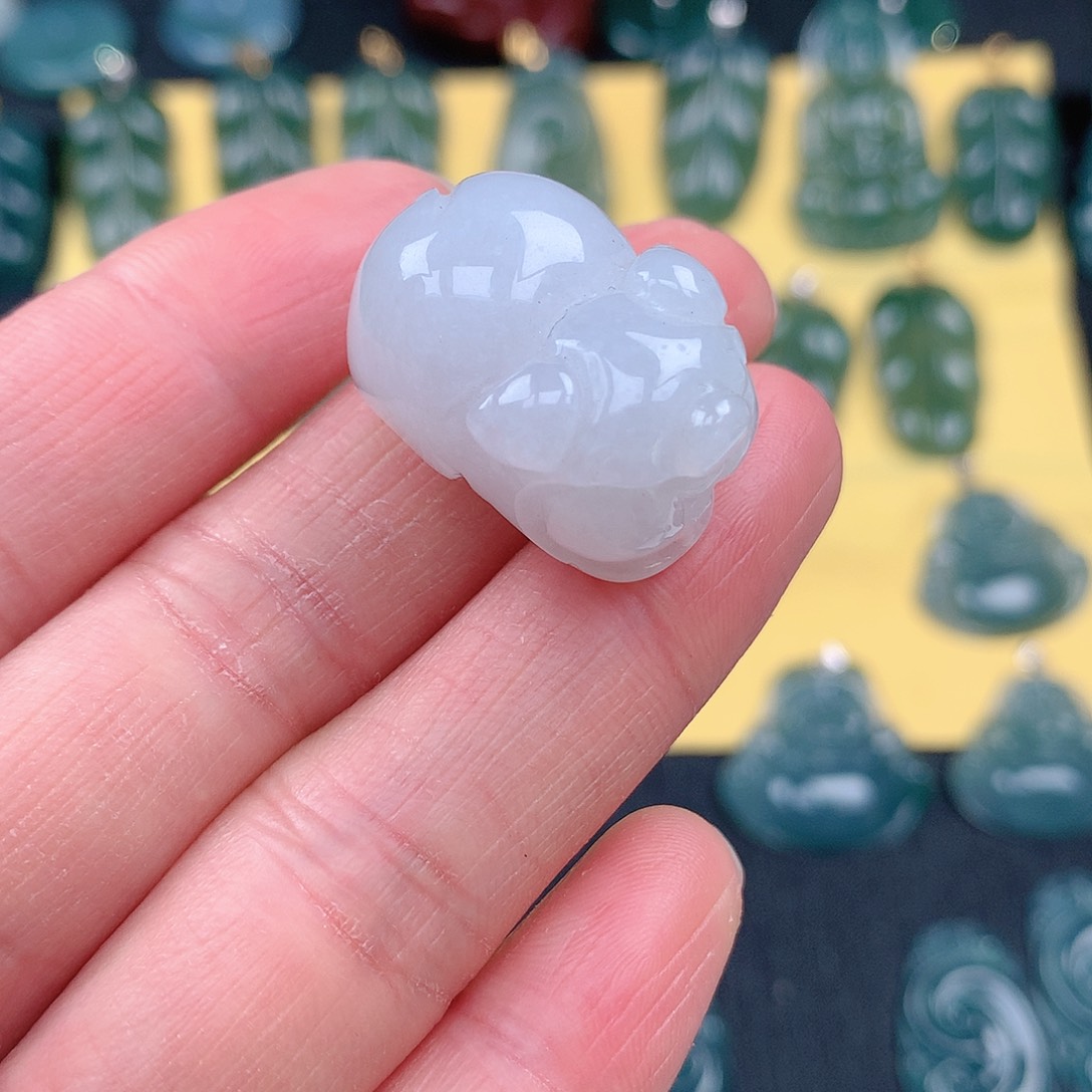 翡翠吊坠(不含链)未镶嵌吊坠