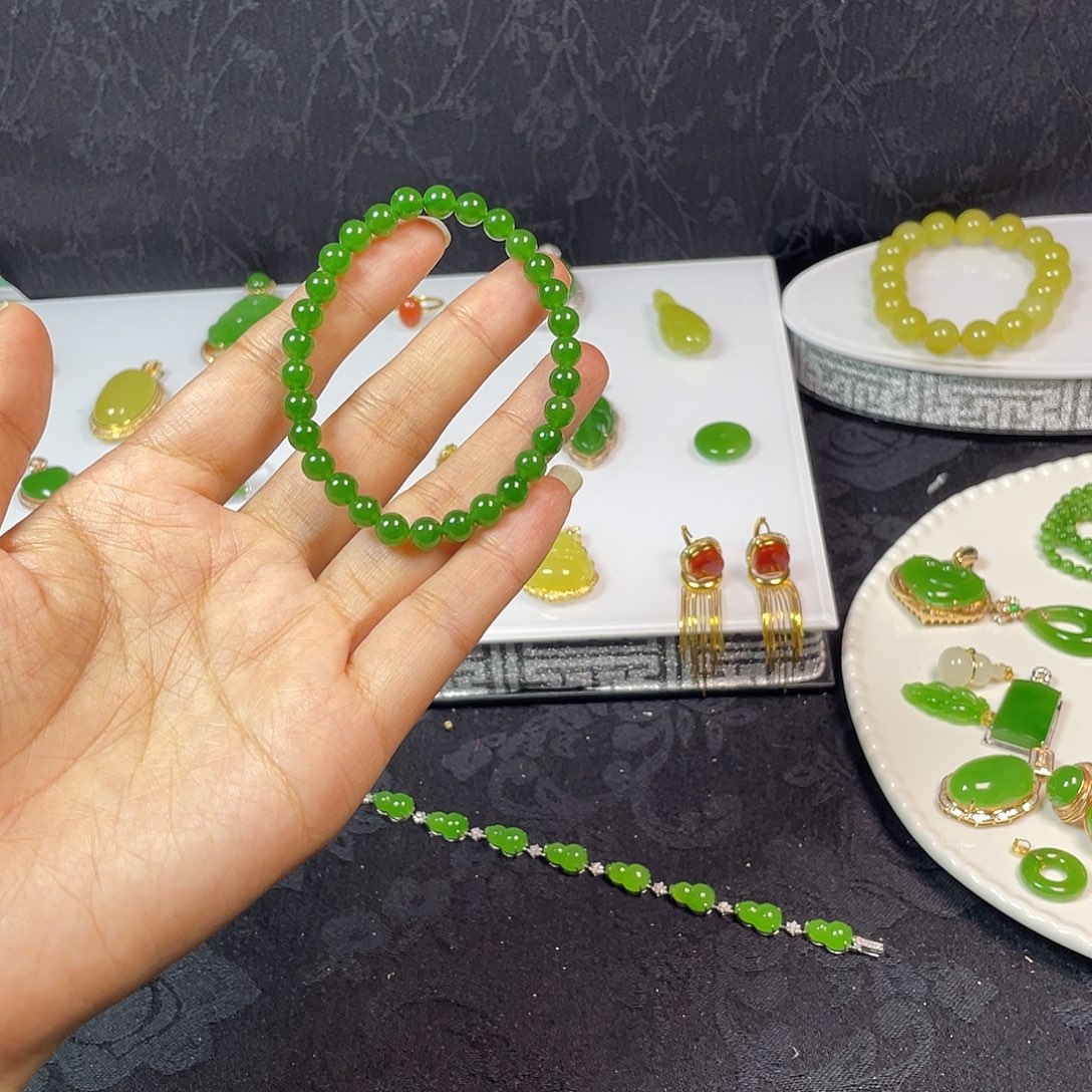 未镶嵌手串和田玉