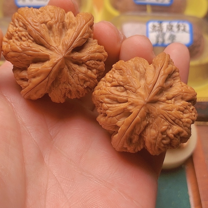 文玩核桃把件45全品大粗筋