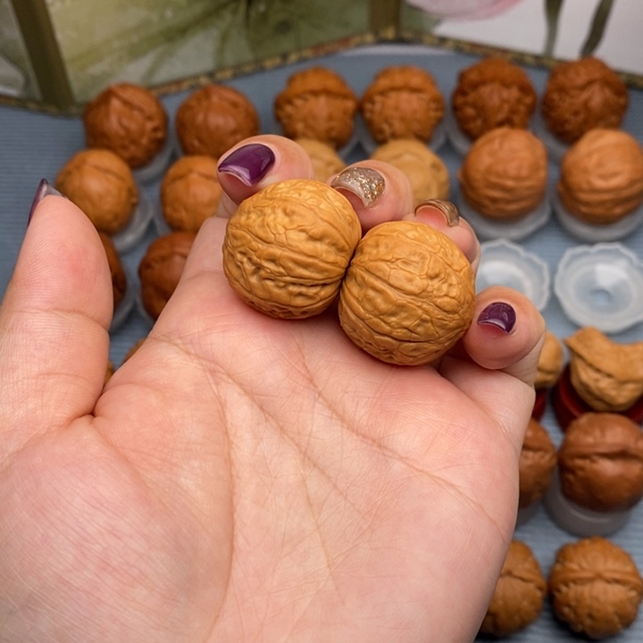 文玩核桃把件小板栗