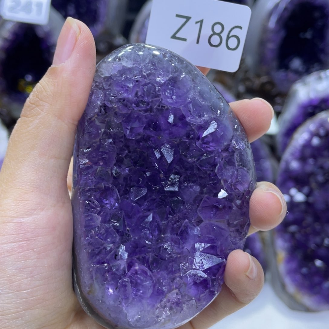 未镶嵌紫晶大型摆件（非配饰）Z186