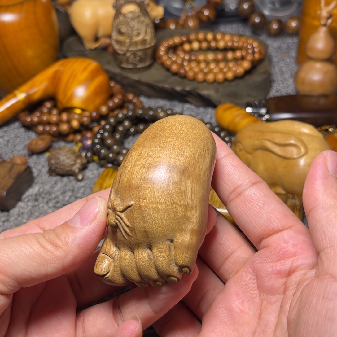 金丝楠知足常乐花纹