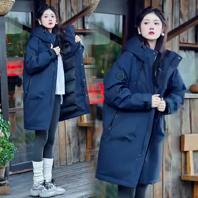 雅鹿工装风羽绒外套女2025年冬季新款连帽加厚户外保暖中长款棉服