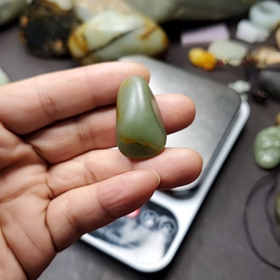 和田玉（糖玉）未镶嵌挂件