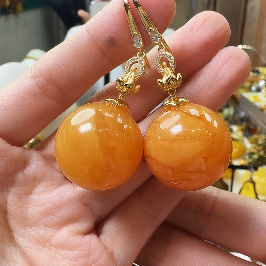 琥珀未镶嵌颈饰耳坠