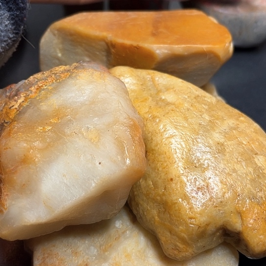 昌化石印石老***忙昌化石