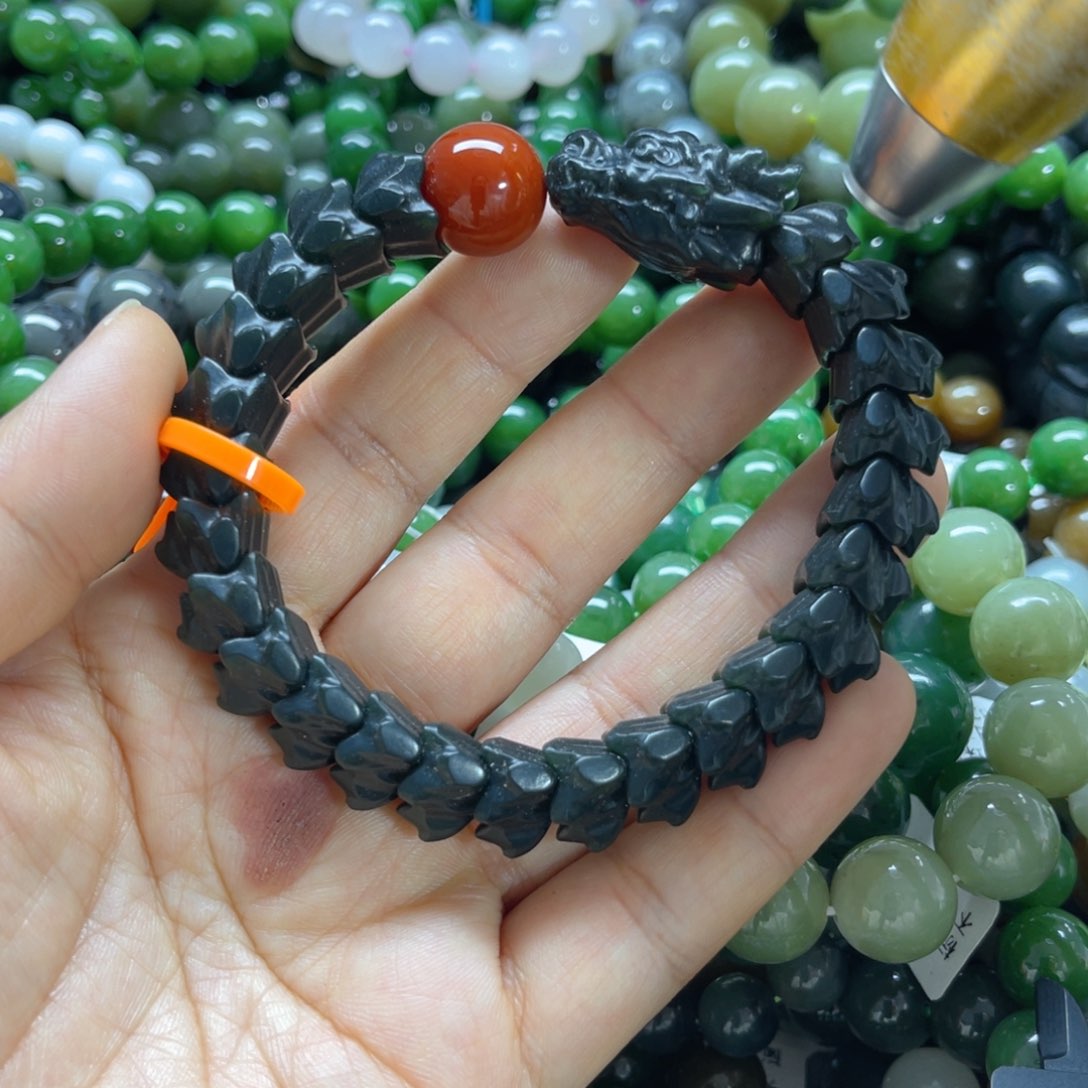 未镶嵌手链和田玉