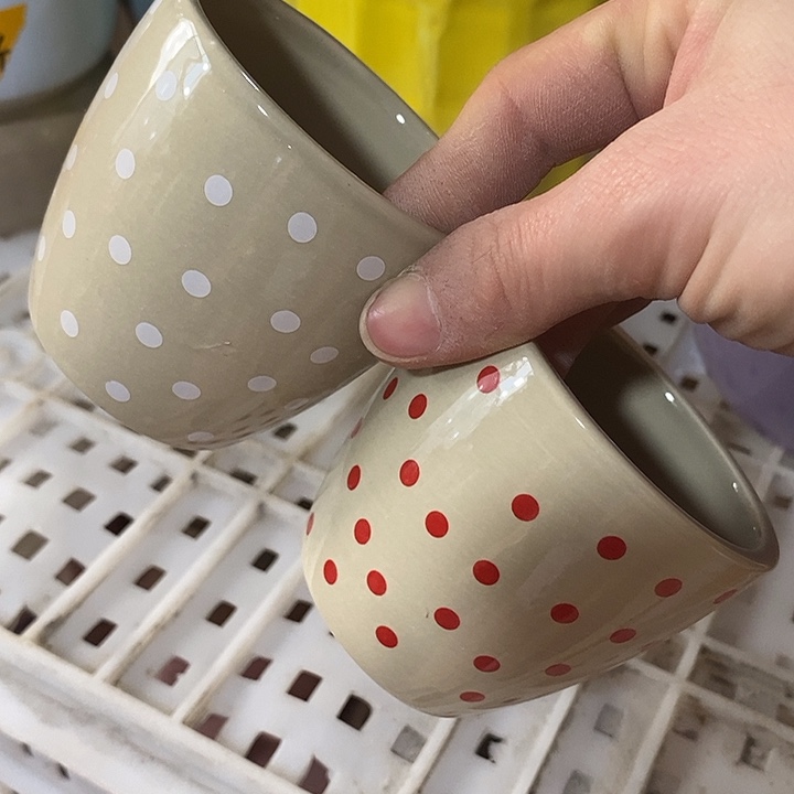 陶盆有孔 瑕疵针孔漏釉介意勿拍外口 7外高7