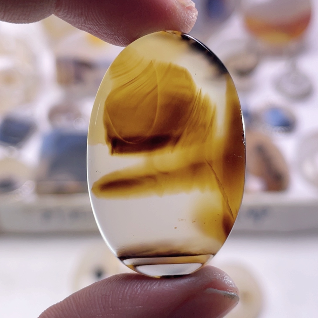 玛瑙/玉髓未镶嵌珠宝奇石