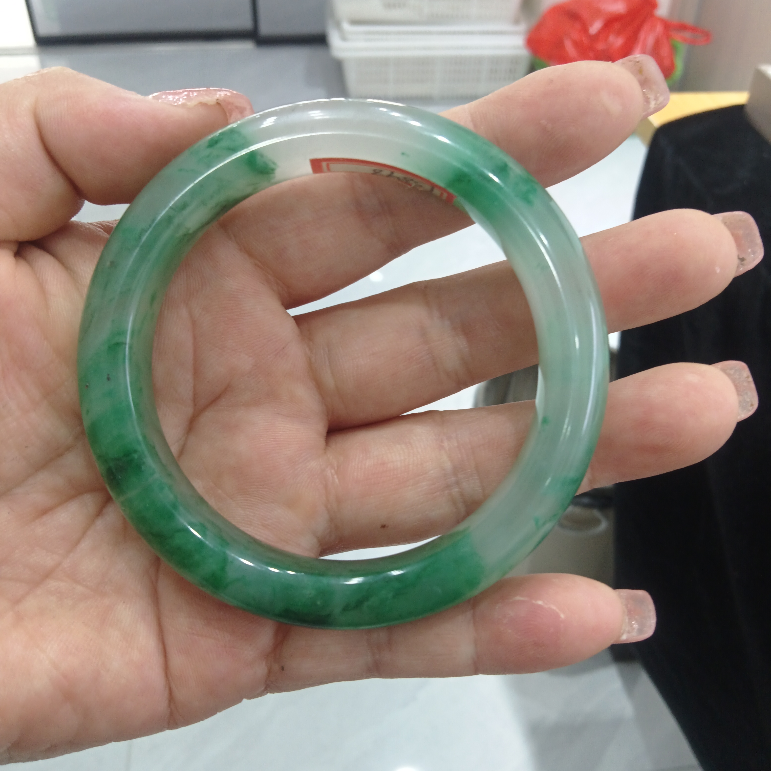 纯天然独龙玉精美手镯