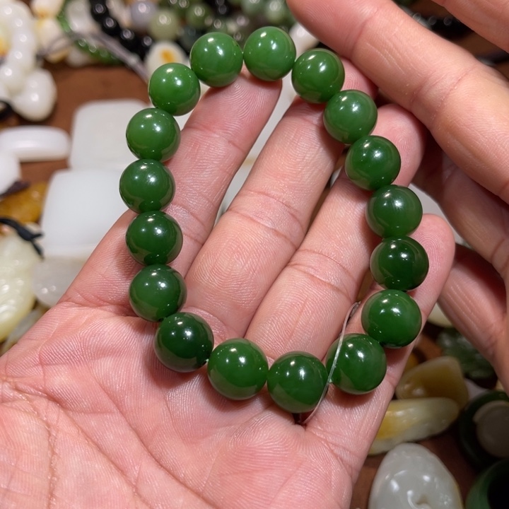 和田玉颈饰未镶嵌姜*