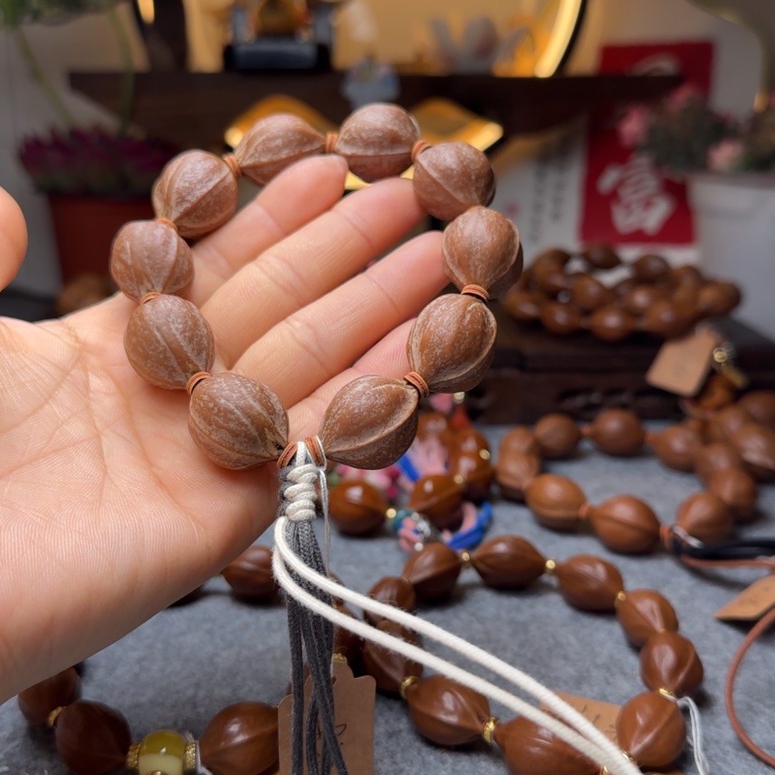 橄榄核手串南****ㅤ1925梅林铁核