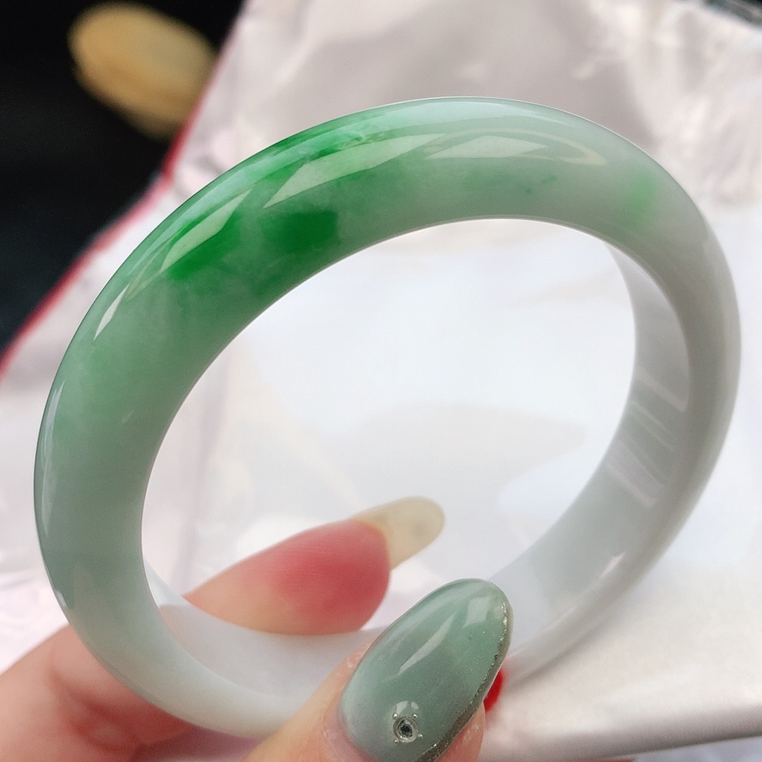 翡翠手镯未镶嵌56圈口882501