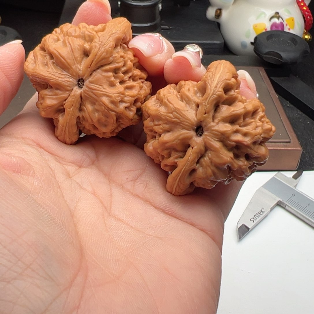 文玩核桃把件金公子45