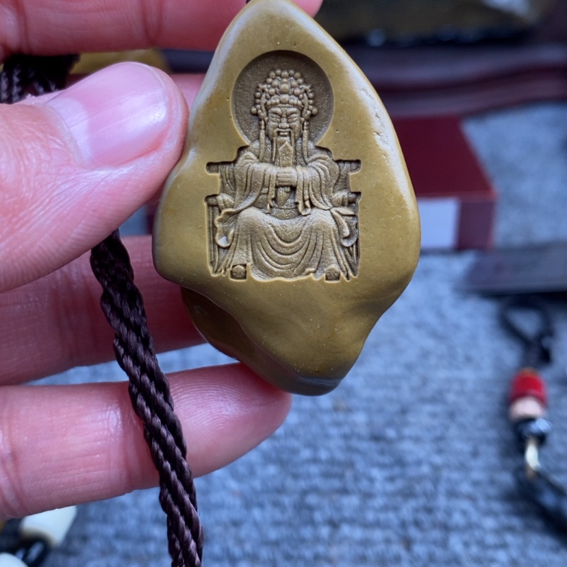 【闪购商品】原石雕刻手把件