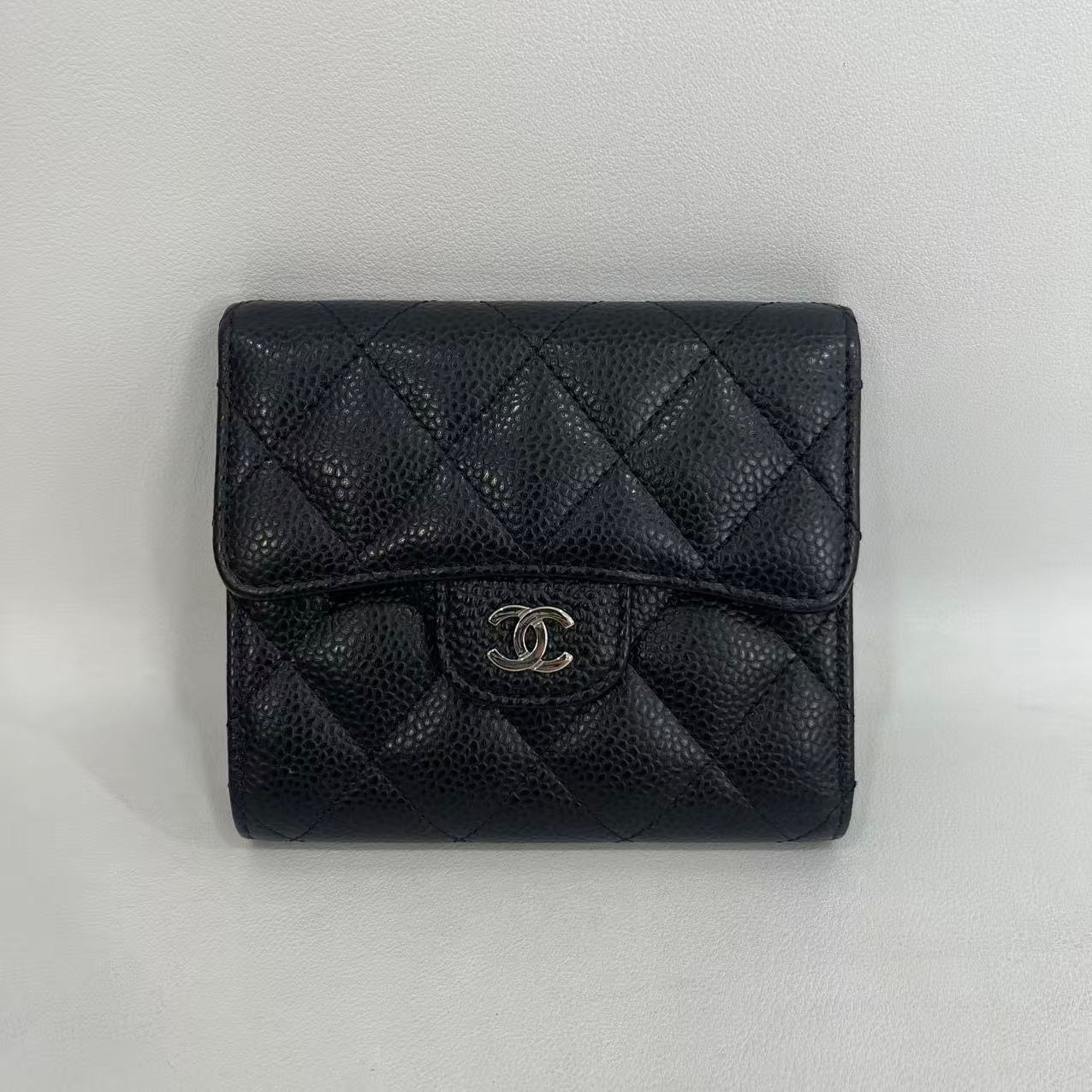 95新 Chanel/香奈儿 捐金沉珠/短款钱包黑色