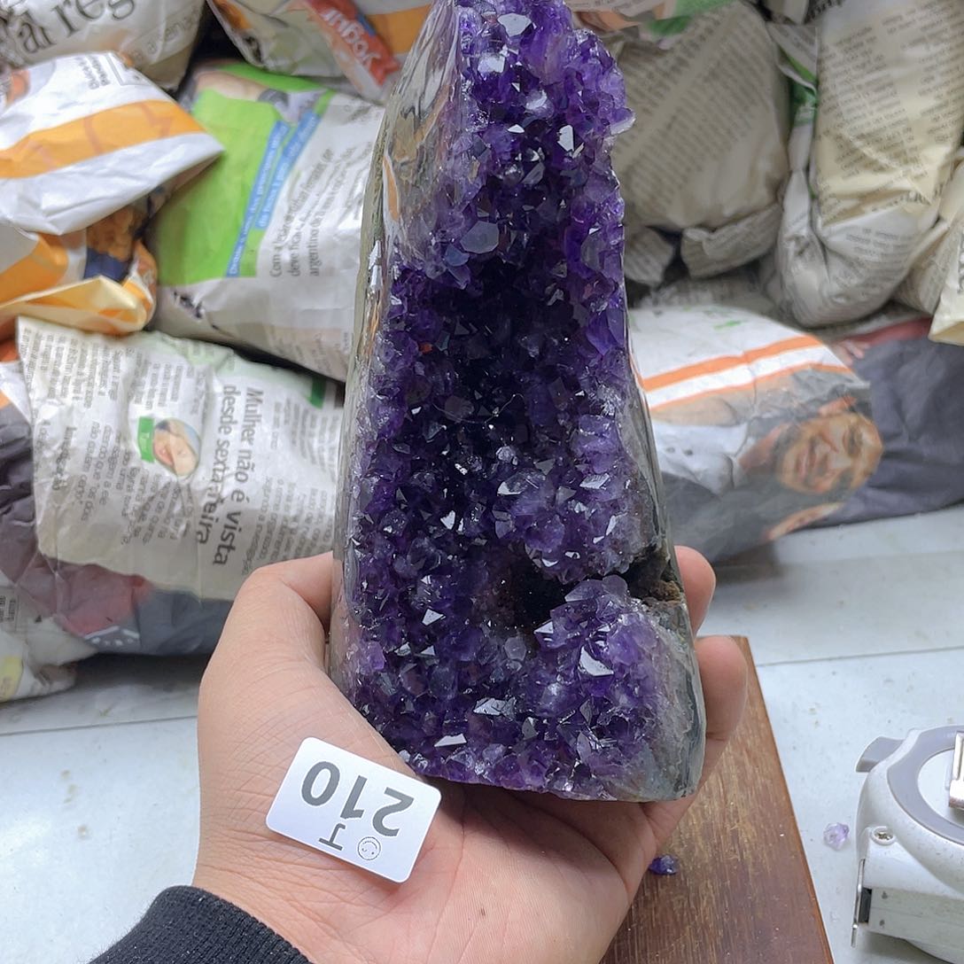 紫晶大型摆件（非配饰）未镶嵌