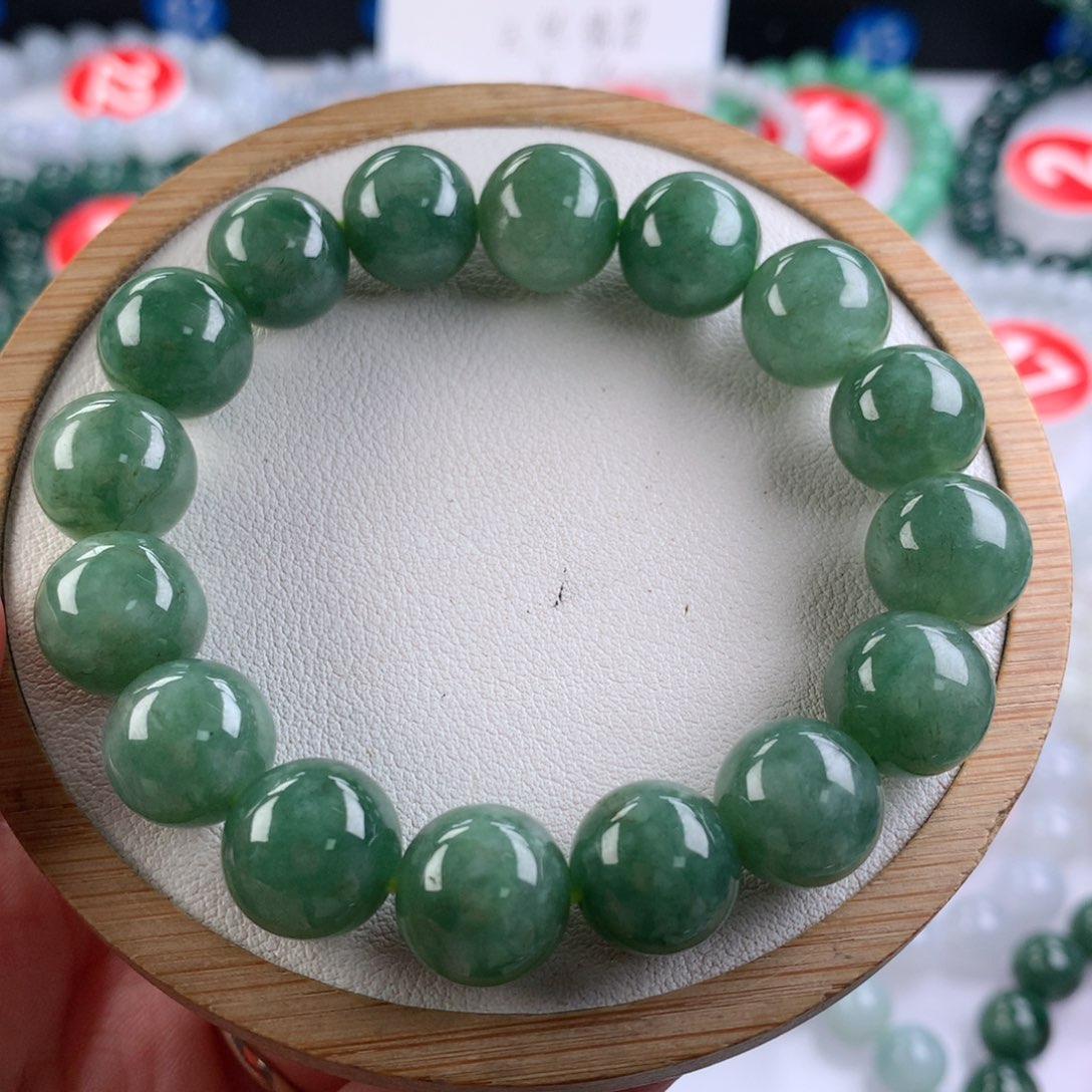 翡翠手链未镶嵌卡12.8