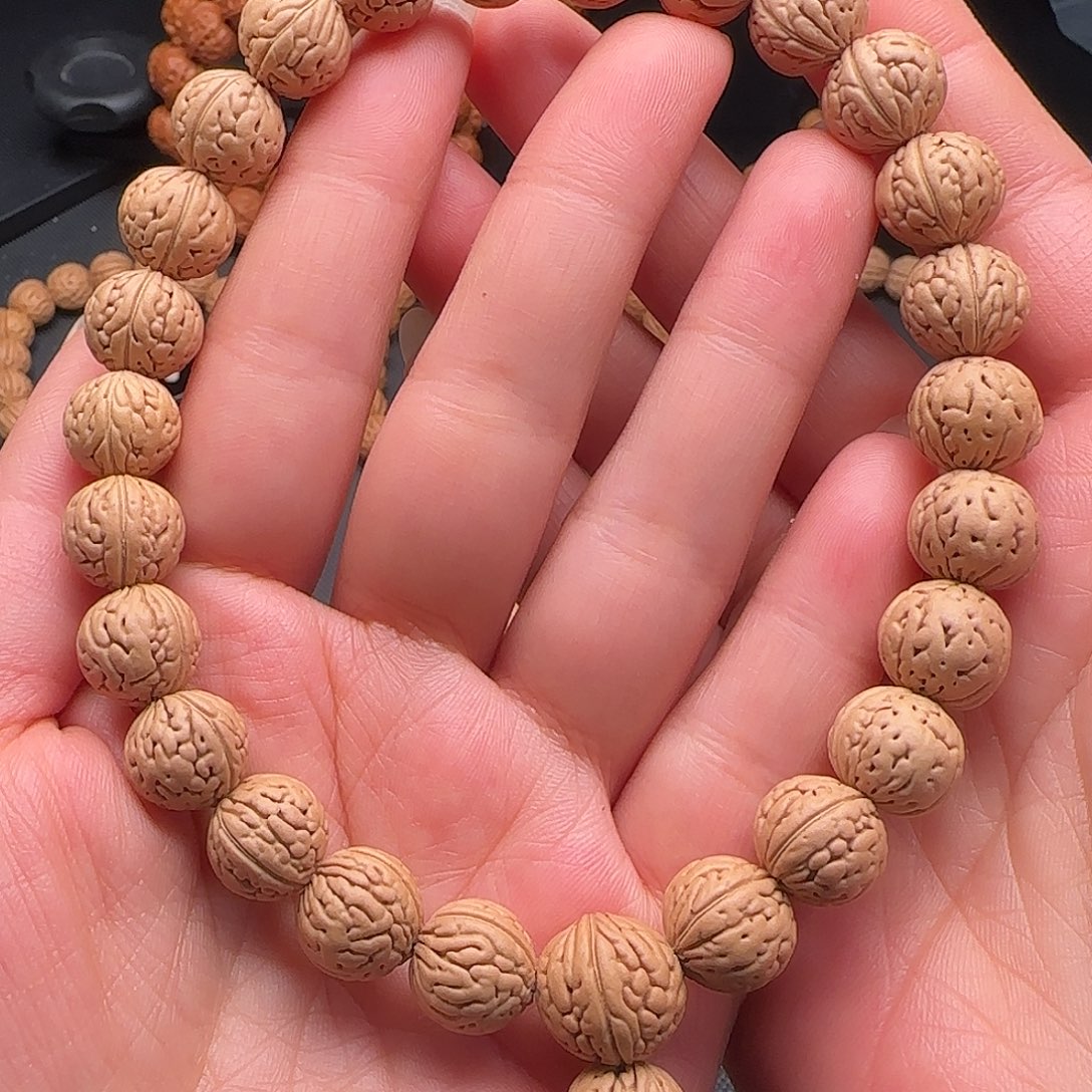 桃核手串地道凤麟片桃核手持