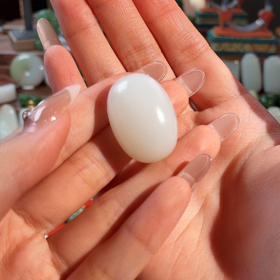 澜***C和田玉未镶嵌颈饰T