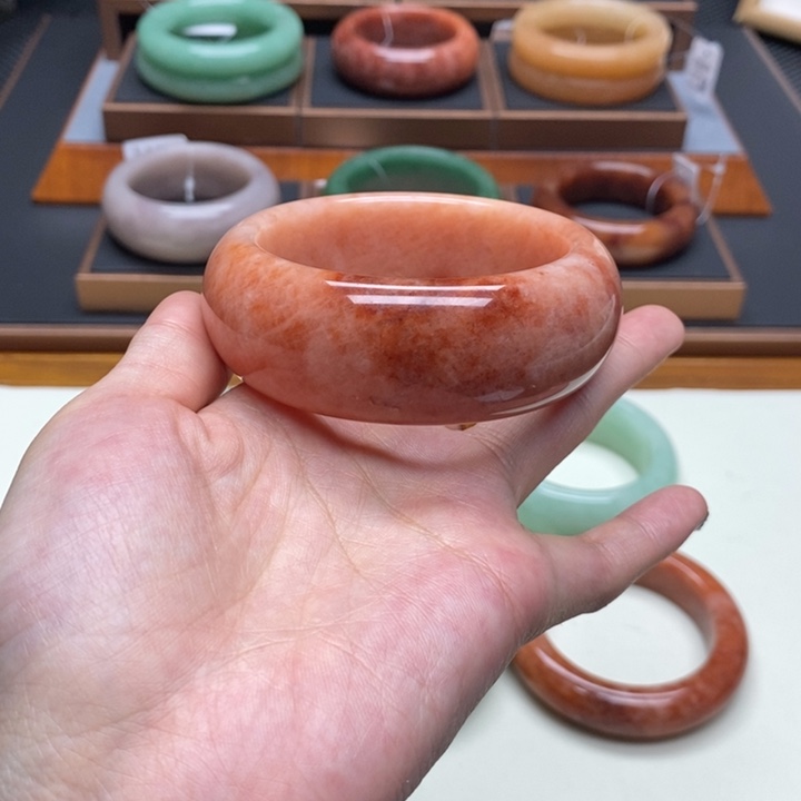 鱼***儿石英质玉（非洲翠）合金舍