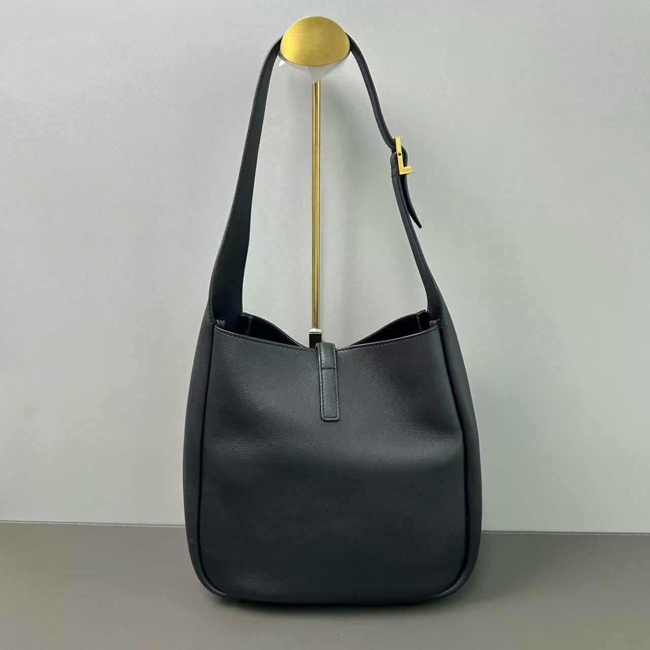 95新 YSL/圣罗兰 圣罗兰/Ysl 芯片款 黑金hobo小号水桶包单肩 