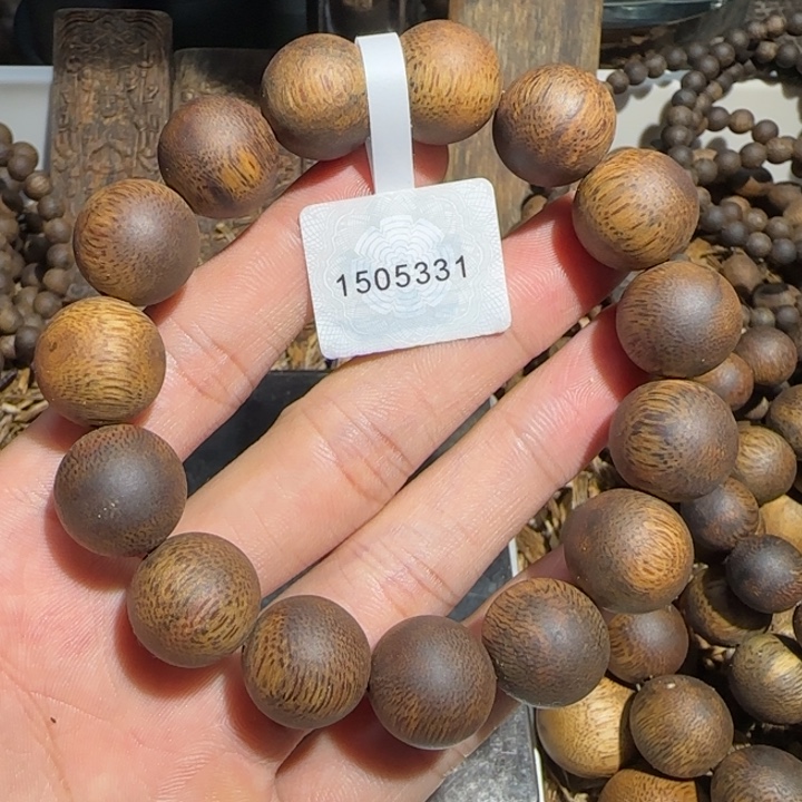 你***远沉香手串沉香棋楠沉水浮1.5