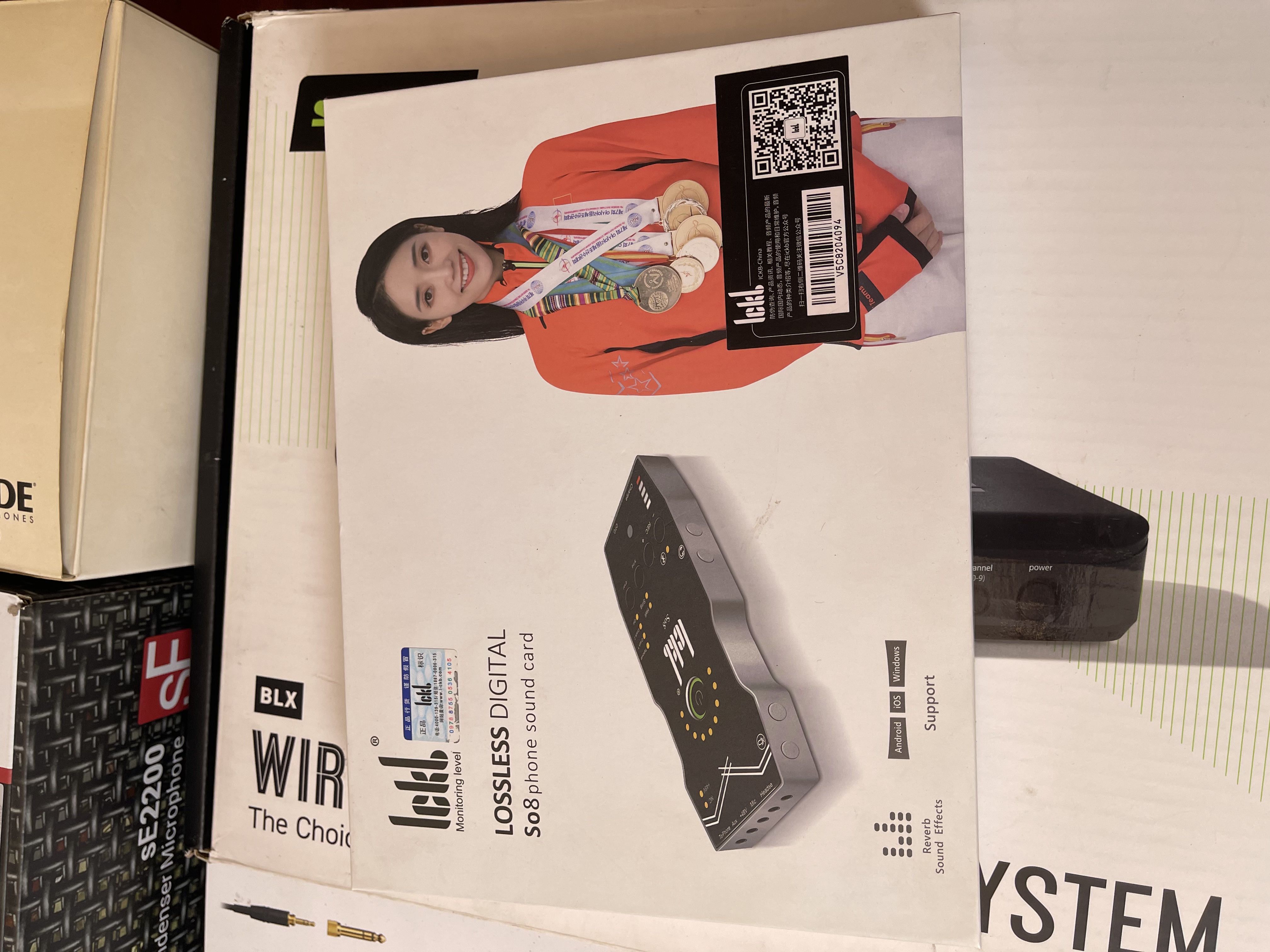 98  新 so8 5代声卡 盒子配件齐全国行正品 不包调试不支持试用