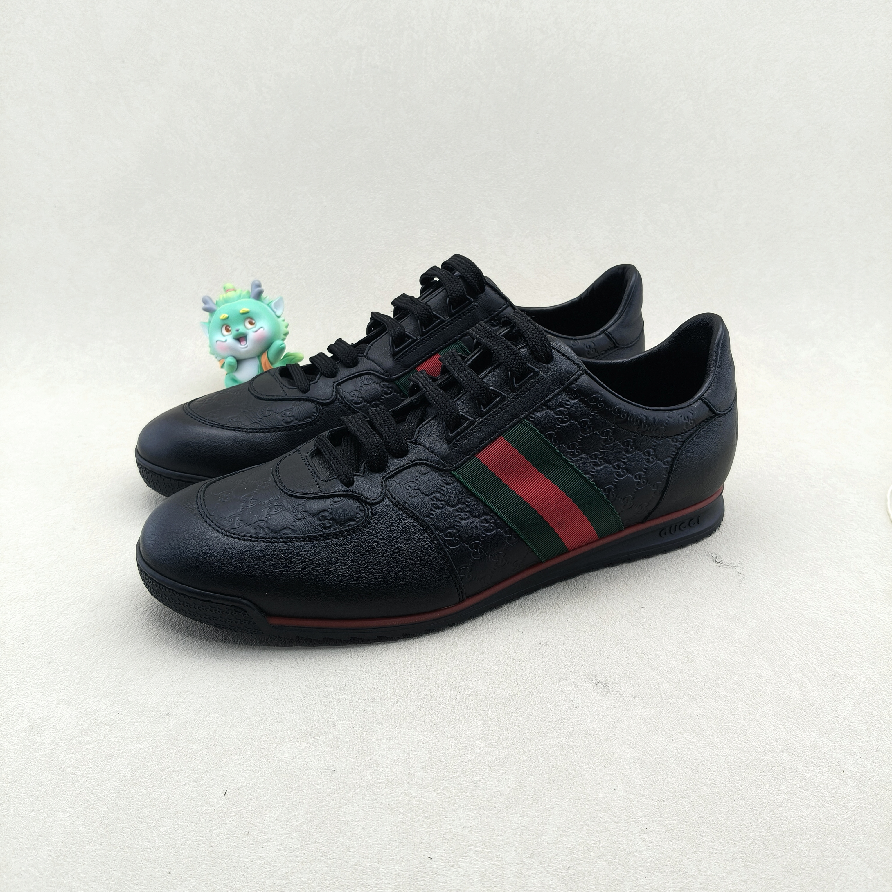 99新 GUCCI/古驰 42码/经典黑红双G老花压印大logo 低帮休闲板鞋