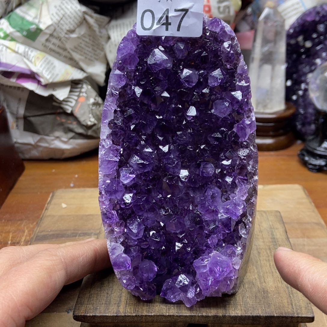 紫晶天然水晶摆件未镶嵌