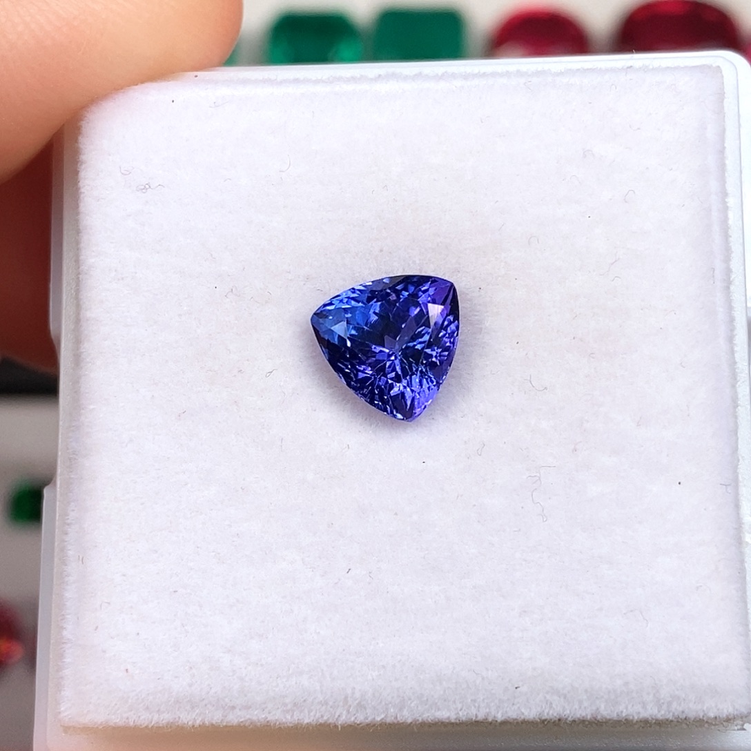 裸石未镶嵌坦桑石2.27ct