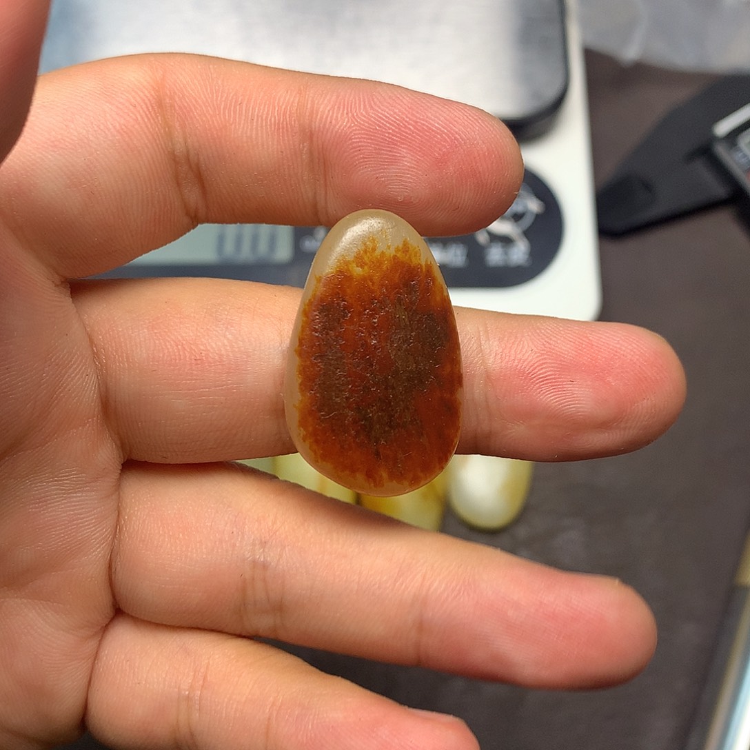 和田玉（糖玉）未镶嵌挂件