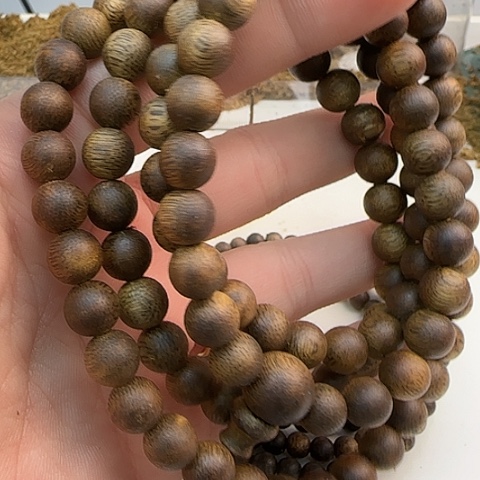 沉香手串海南老白奇0.8  24克➕98 99沉