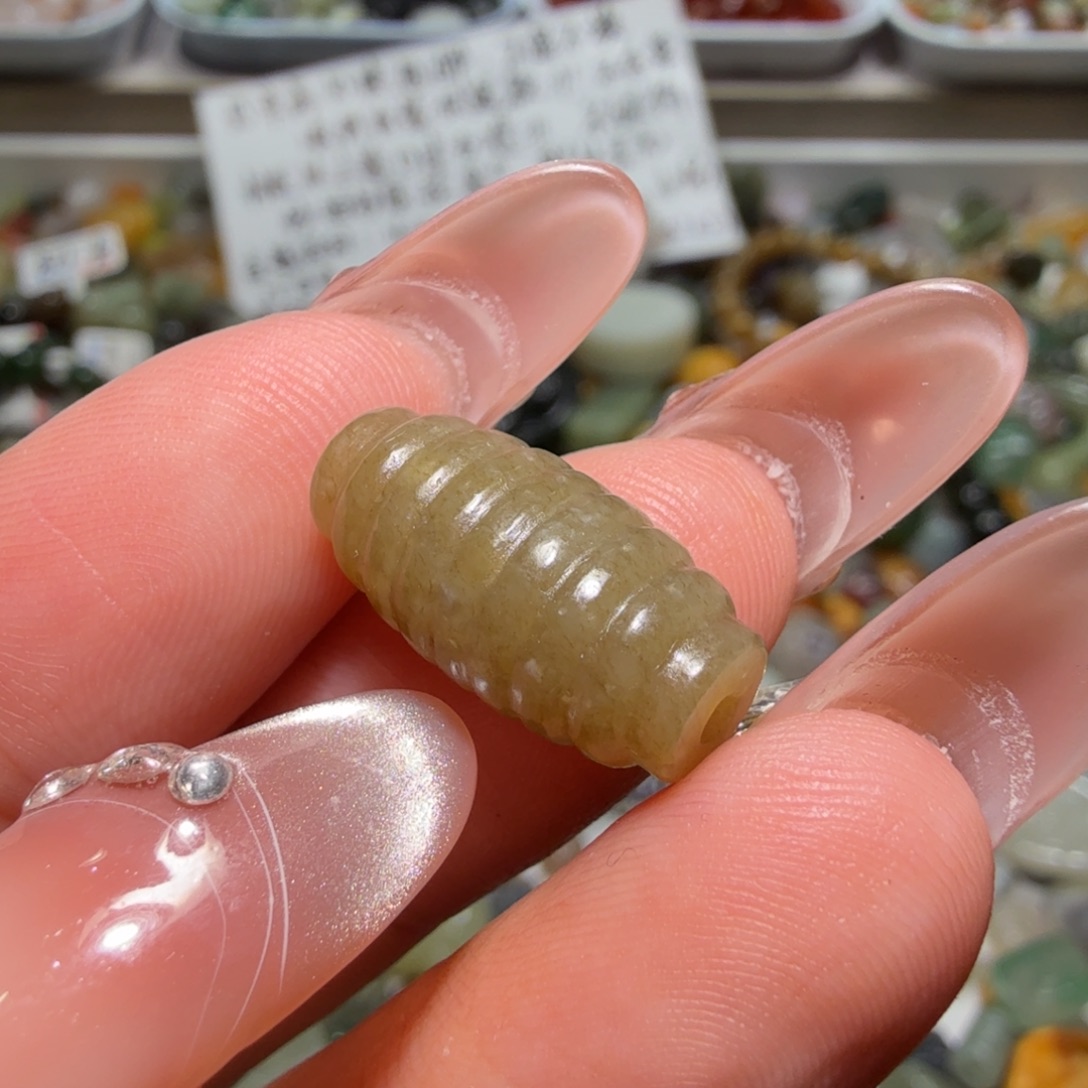 和田玉未镶嵌珠宝奇石