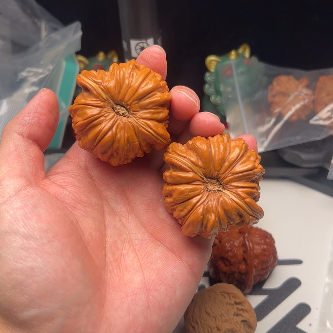 把件文玩核桃四座楼50文玩核桃