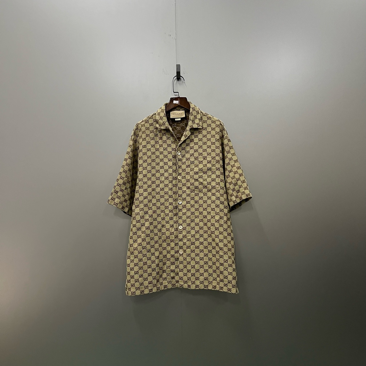 （bb）119 古驰 棕色满印双G老花短袖衬衫 44码/98新/7300/301963