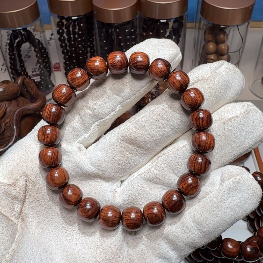 黄花梨/降香黄檀手串/手链海南黄花梨精工9.5✖️10黄褐色