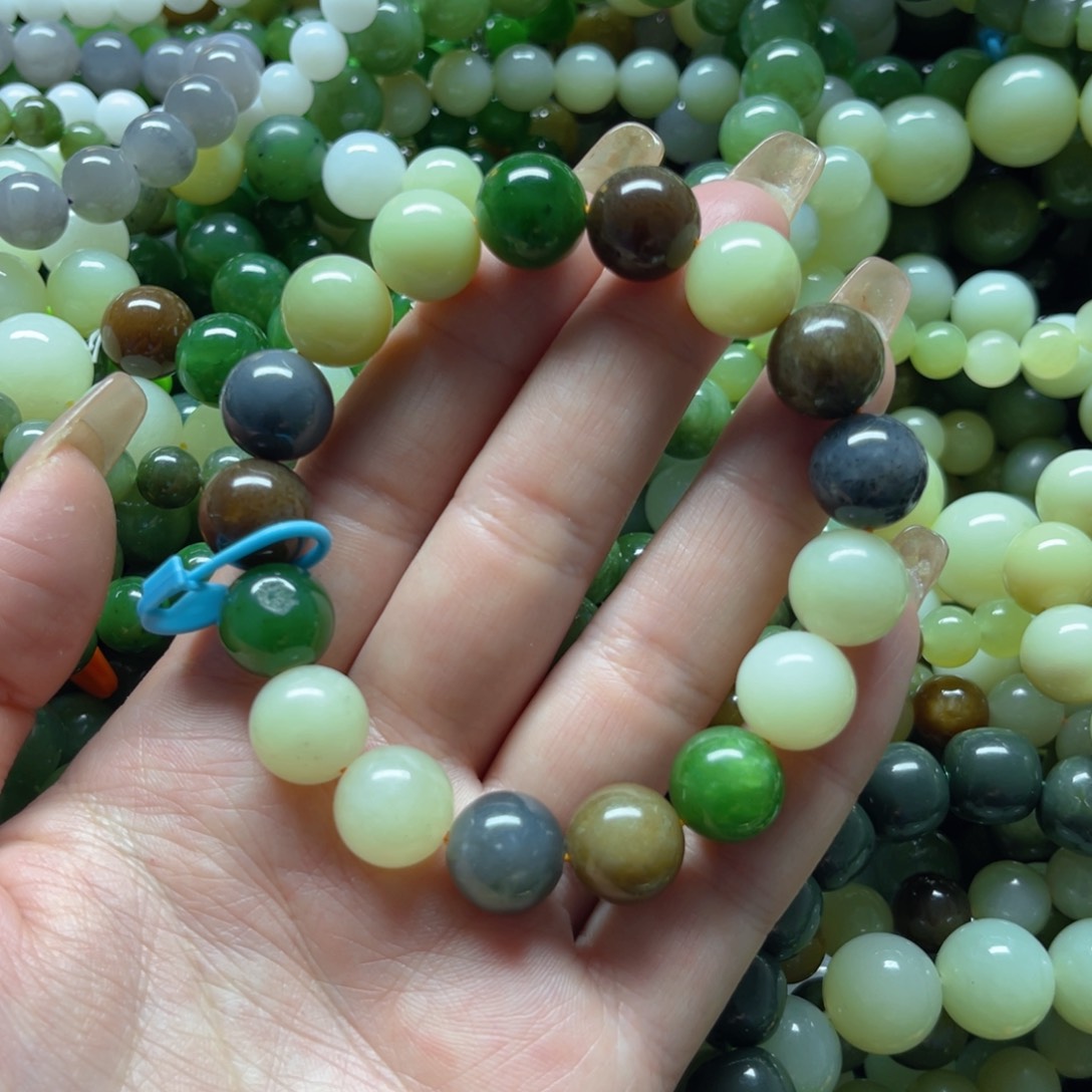 和田玉手串未镶嵌烦*了有裂