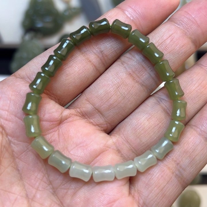 和田玉手链未镶嵌666