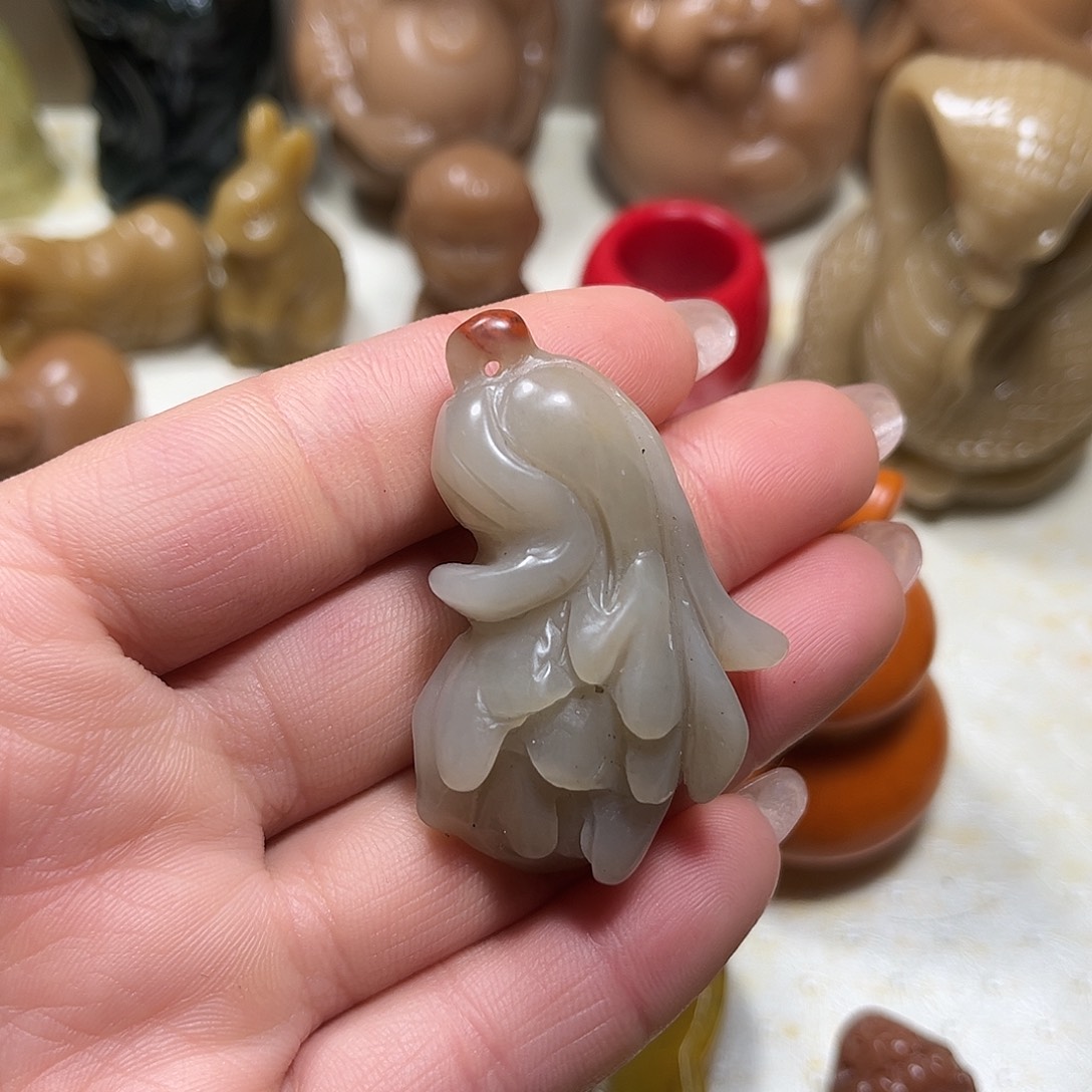 白玉菩提吊坠白玉菩提吊坠