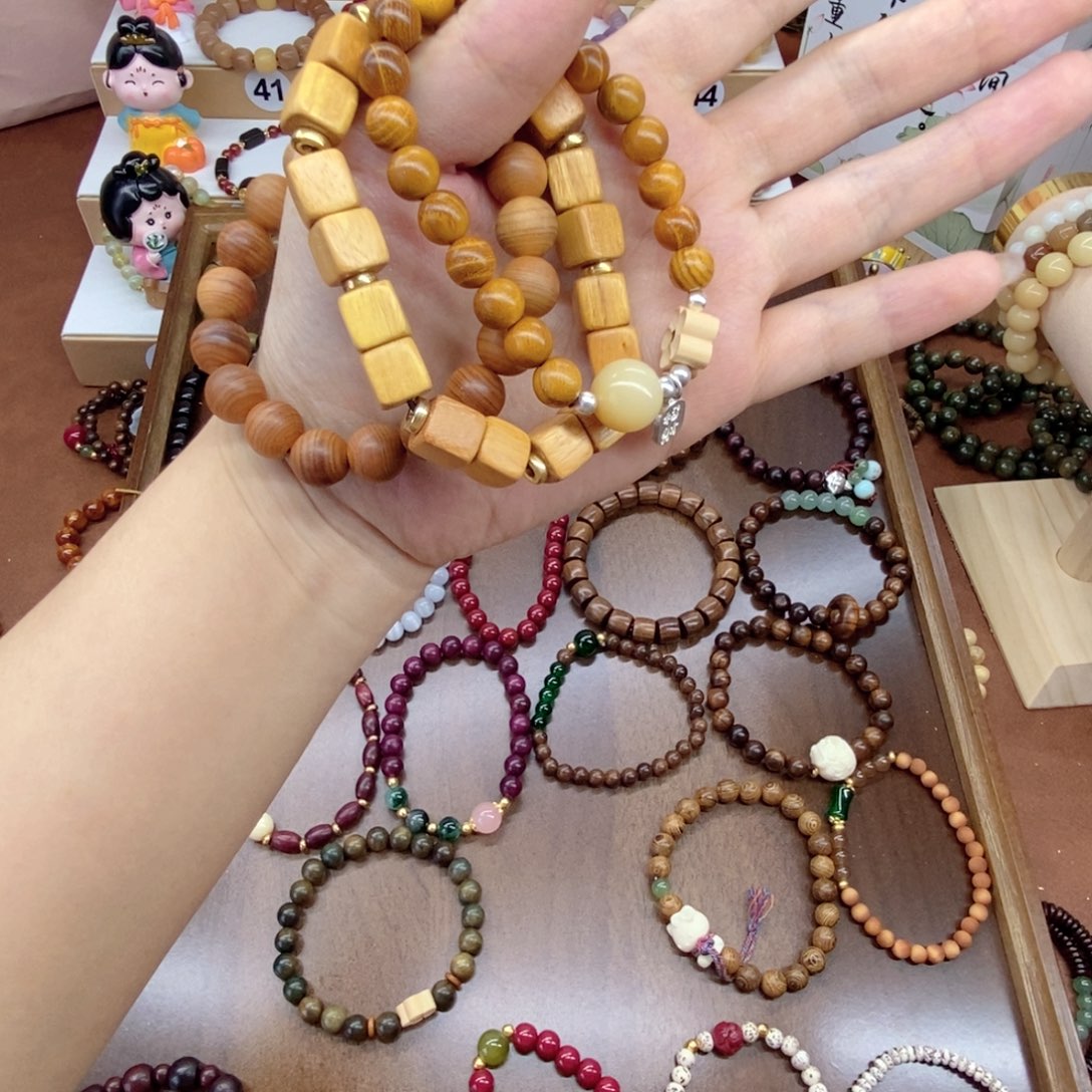 非洲檀香无事牌单圈木质手串3条包邮