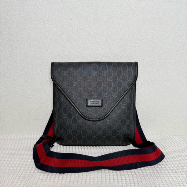 95新 GUCCI/古驰  6001/男士时尚休闲黑老花单面邮差包