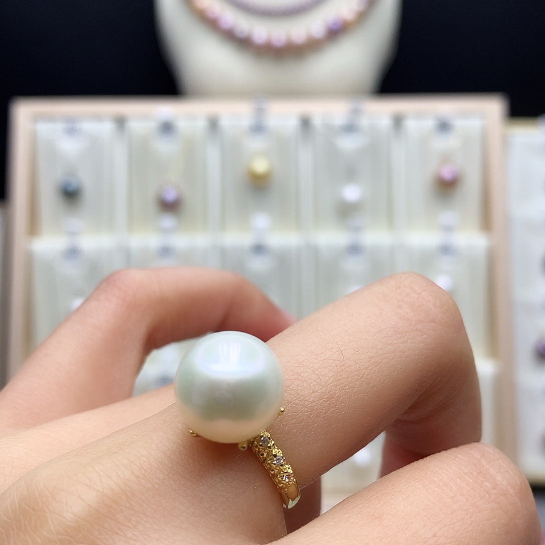 合金淡水珍珠颈饰