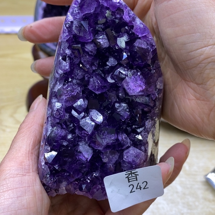 水晶大型摆件（非配饰）未镶嵌