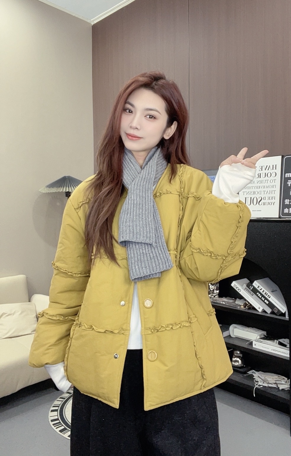 2025秋冬新款韩版时尚百搭显瘦小香风外套女设计感小众休闲时尚女