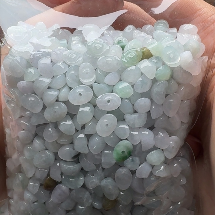 未镶嵌挂件翡翠福利20个，不包邮，拍一单邮费发货