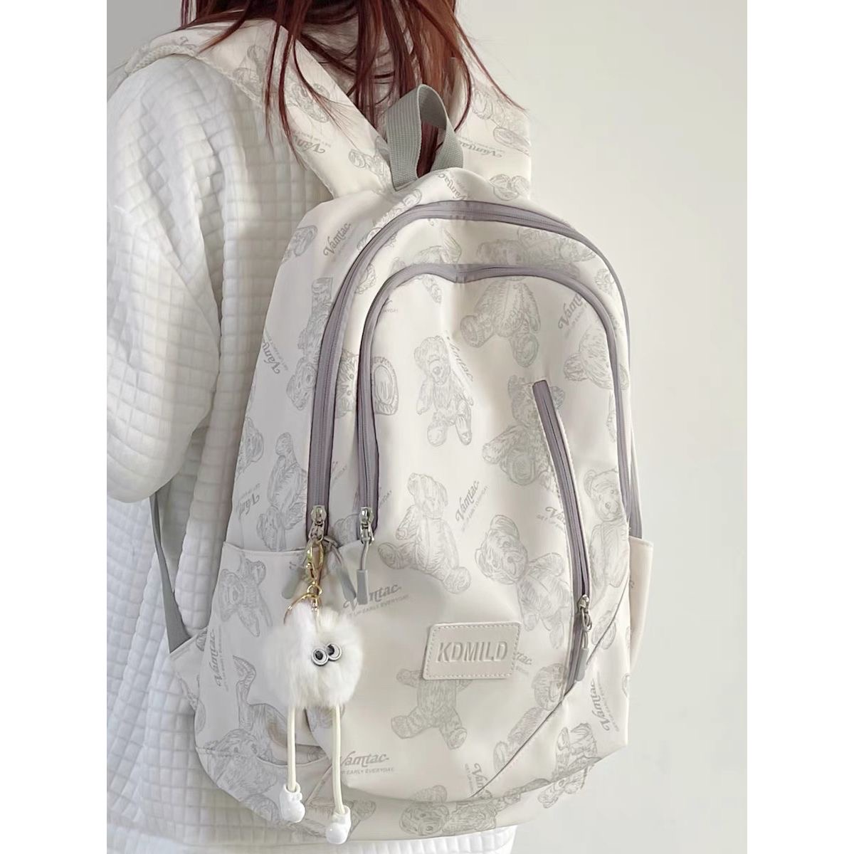 书包女大容量印花小熊百搭背包小众大学生初中高中生电脑双肩包男